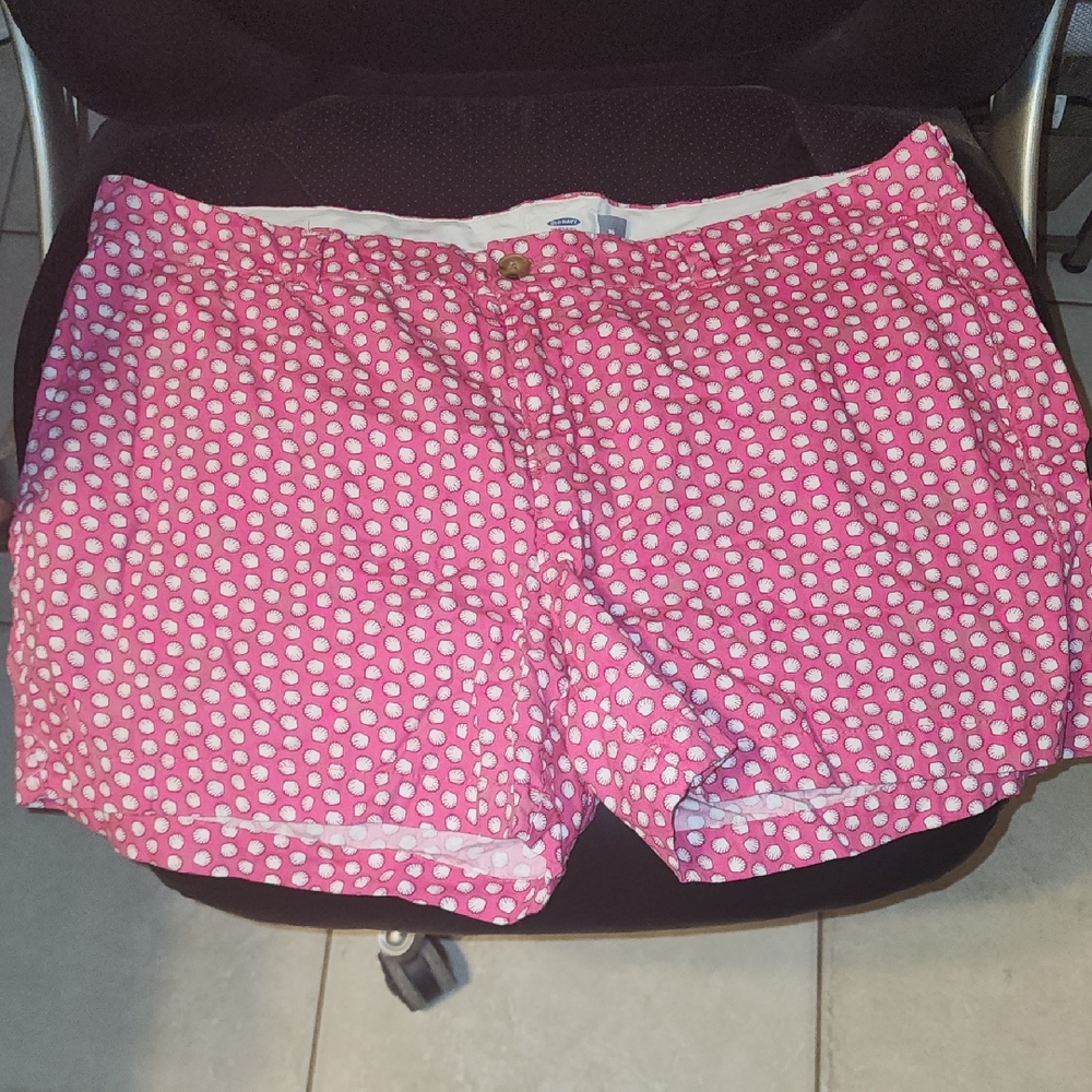 Old Navy Pink and White Polka Dot Women's Shorts